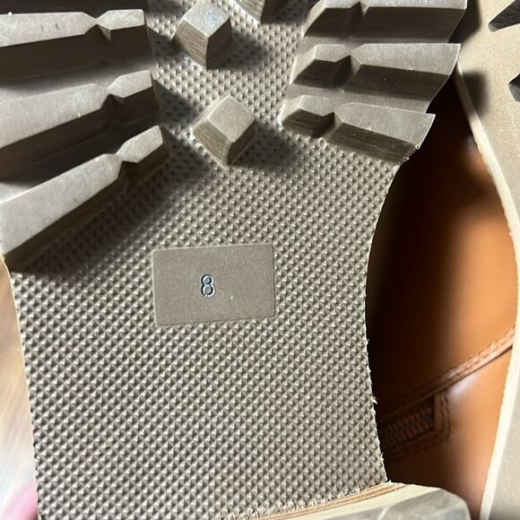 Aerosoles Ronald Bootie Size 8 - Picture 7 of 10